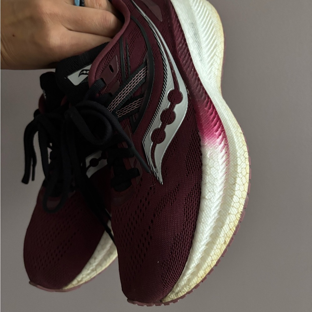 Saucony Women's Burgundy and White running Shoes